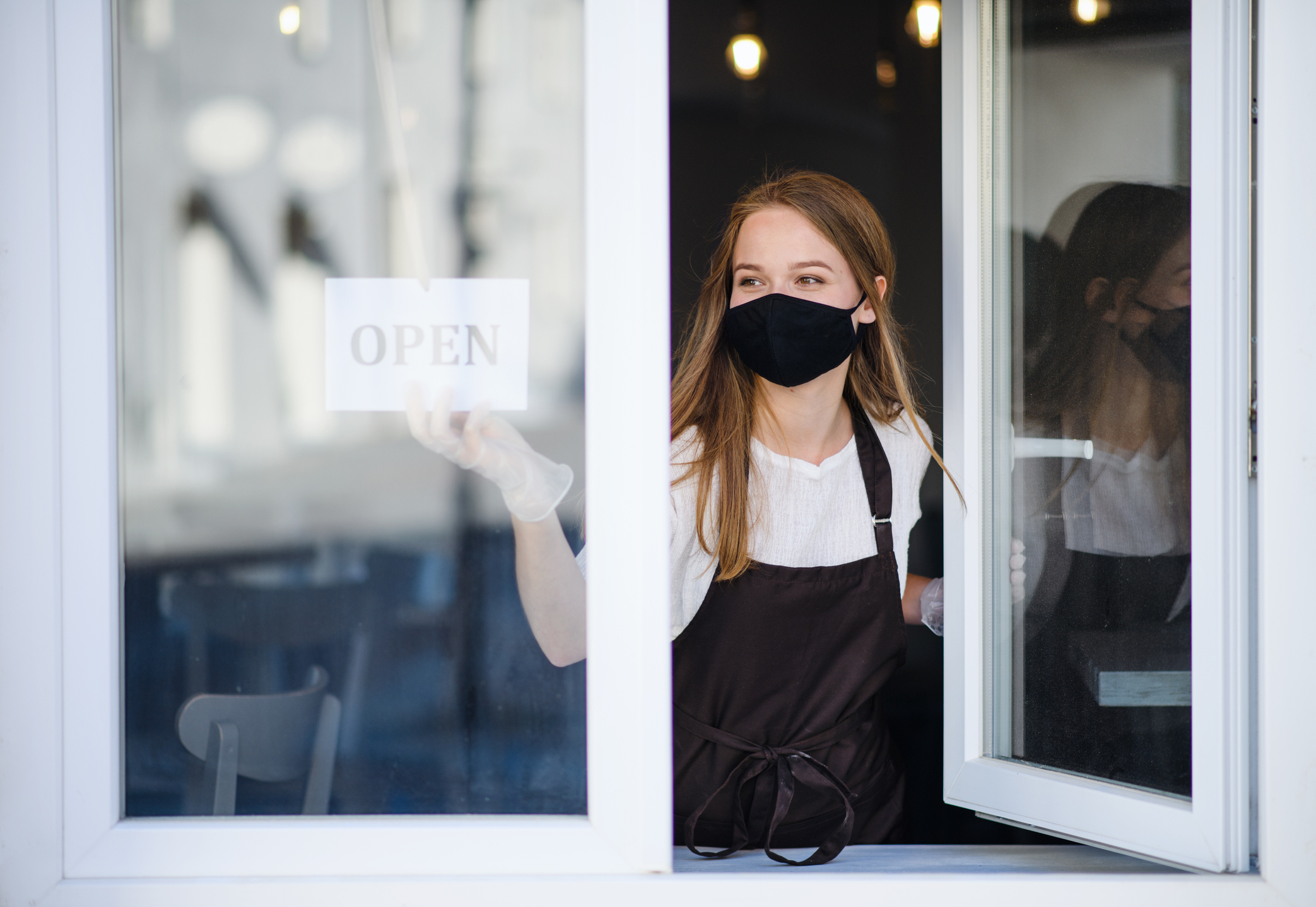Fond de solidarité, aides aux repreneurs, dispositif « coûts fixes » … : comment le gouvernement tente d’éviter une vague de faillites